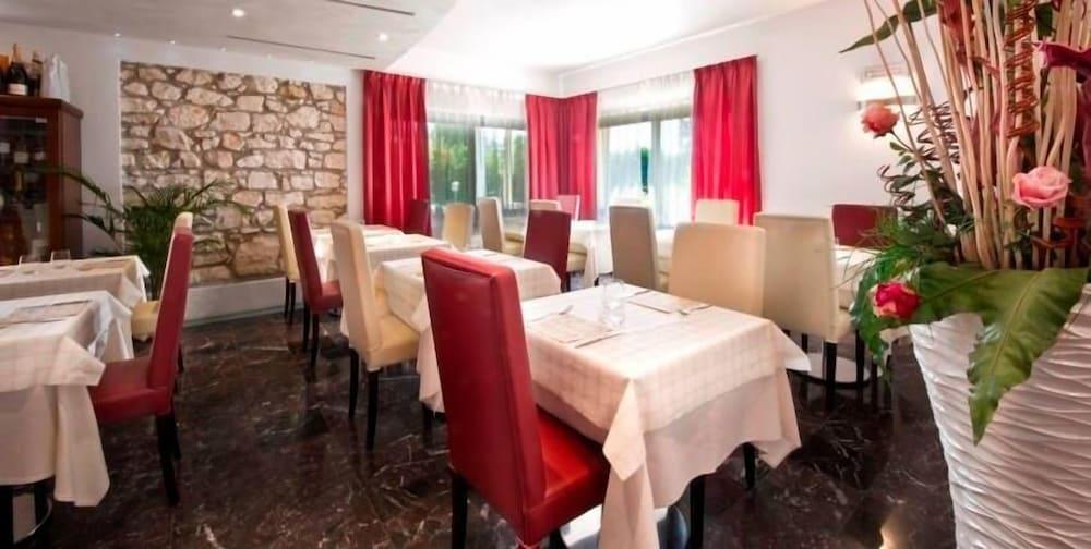 La Grotta Hotel Верона Екстер'єр фото