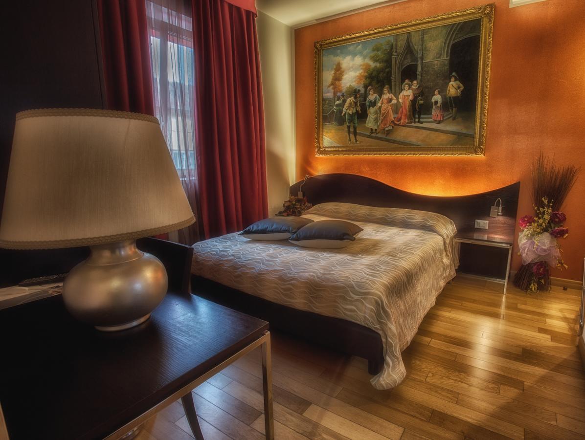 La Grotta Hotel Верона Екстер'єр фото