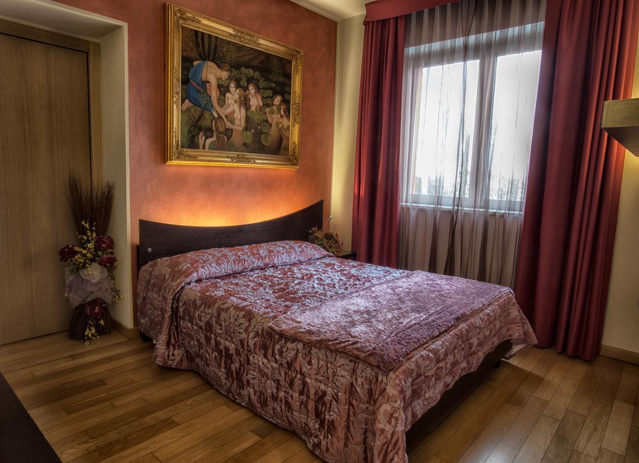 La Grotta Hotel Верона Екстер'єр фото